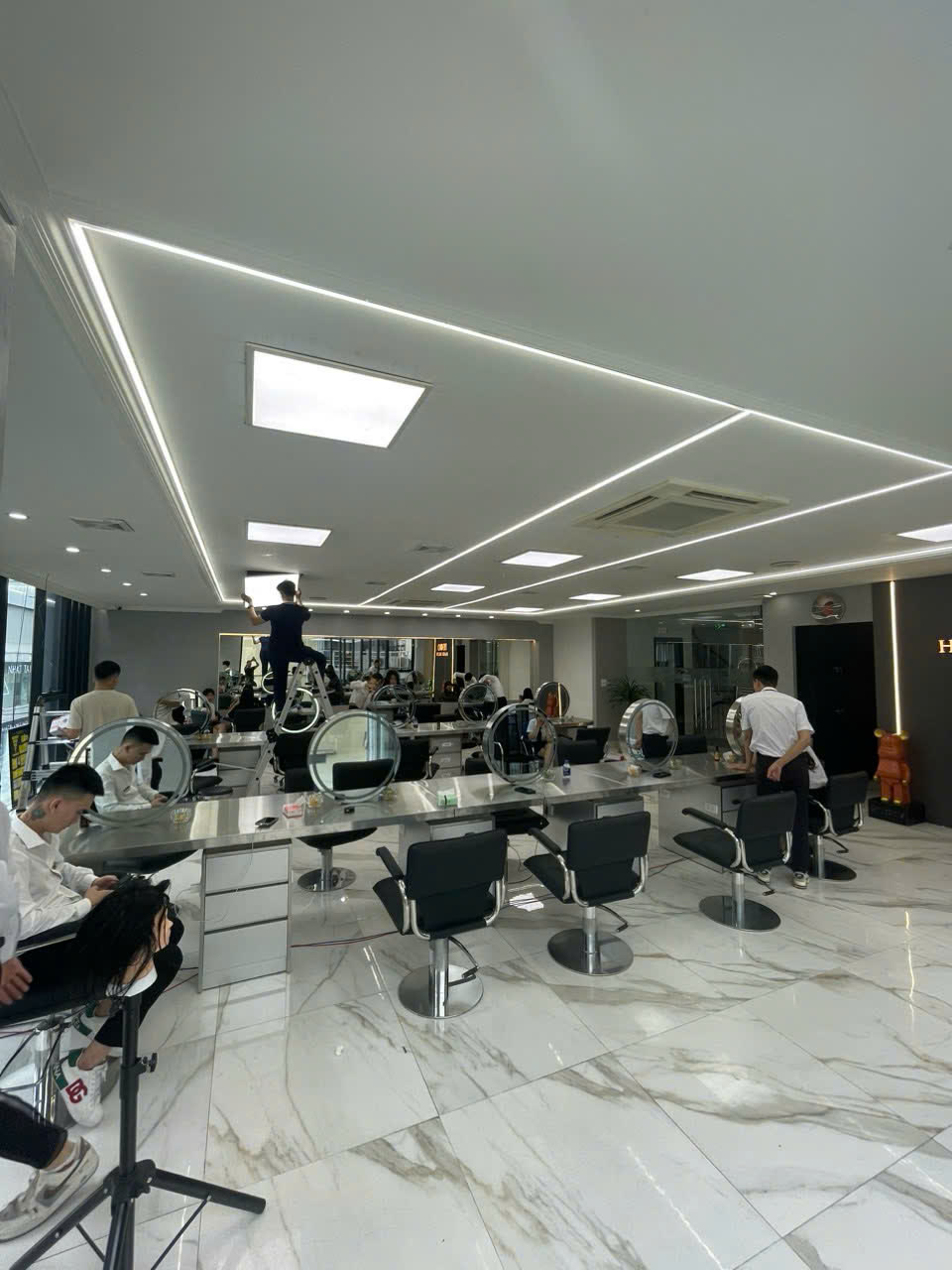 Bí quyết giữ chân khách hàng cho salon tóc, spa