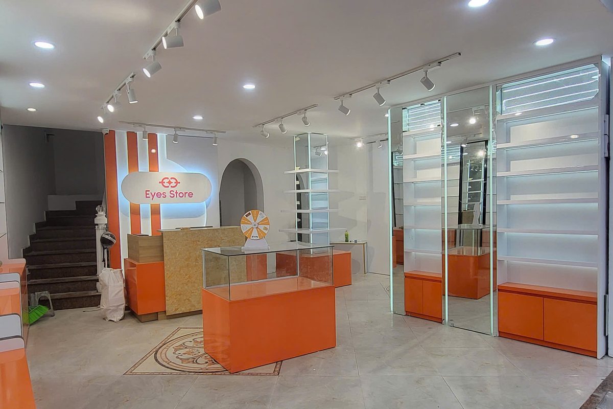 Kính mắt Eyes Store - 45 Nguyễn Văn Cừ, Long Biên, Hà Nội - Nội Thất Hà Tuấn LX
