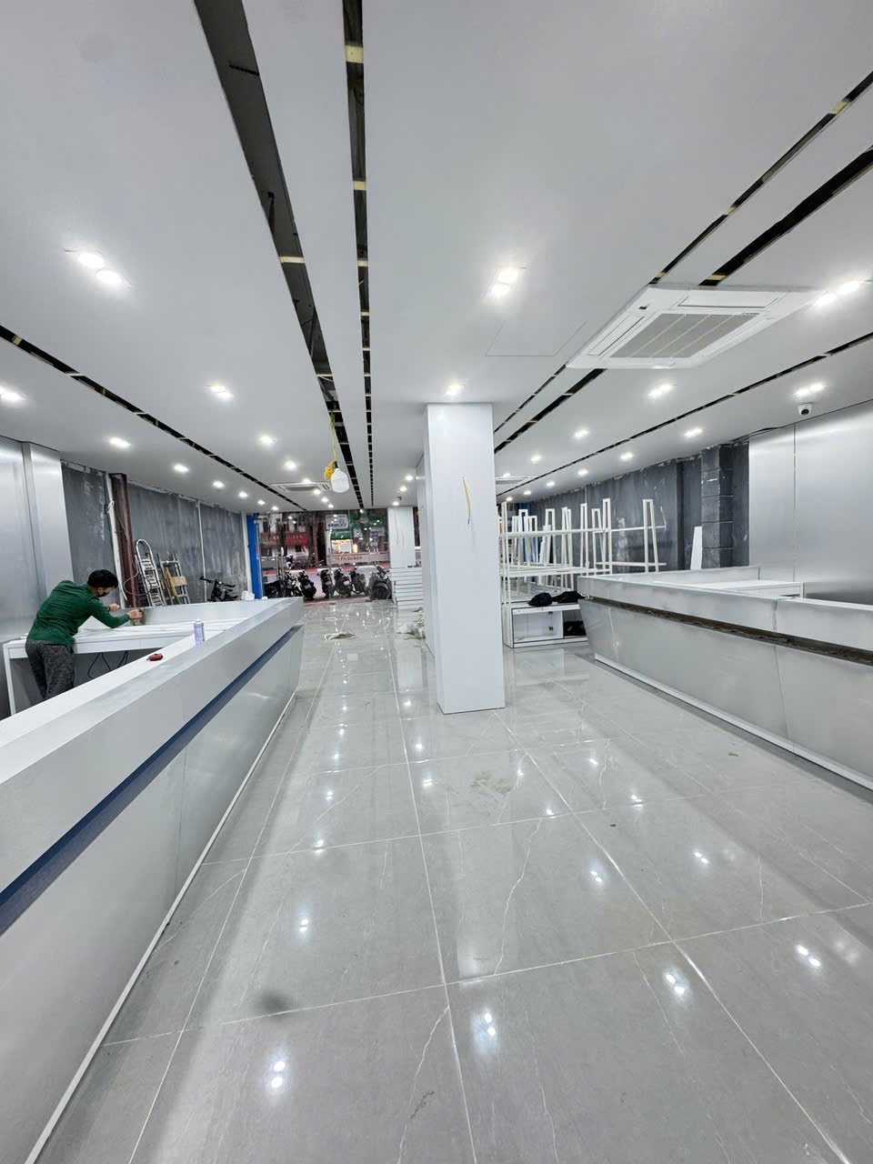 Showroom Hoàng Hà Máy Tính - Máy tính · PC - Nội Thất Hà Tuấn LX