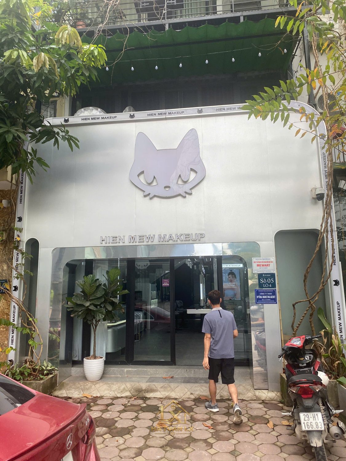Công trình studio makeup Studio trang điểm Hiền Mew Makeup - Nội Thất Hà Tuấn LX