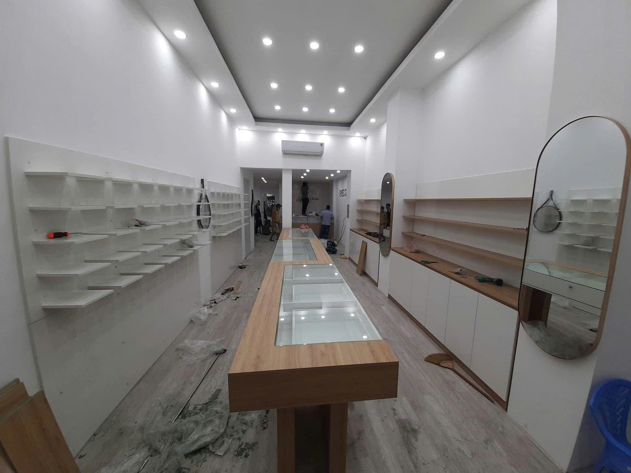 Kinh nghiệm showroom tại Láng Hạ - Nội Thất Hà Tuấn LX