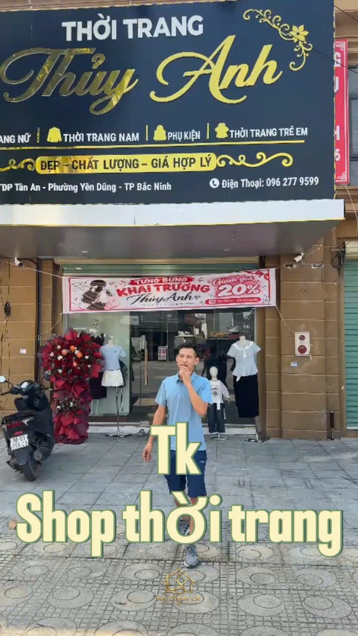 Shop thời trang Thủy Anh ngày khai trương tại Yên Dũng, Bắc Ninh.