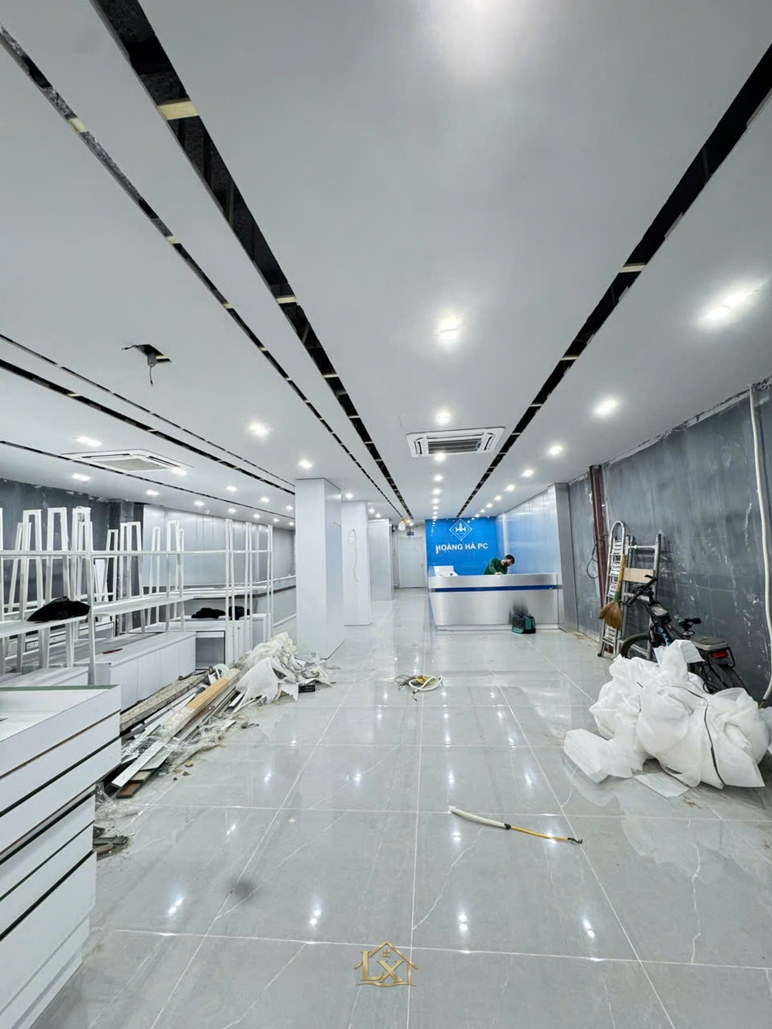 Lỗi thường gặp showroom tại Mễ Trì - Nội Thất Hà Tuấn LX