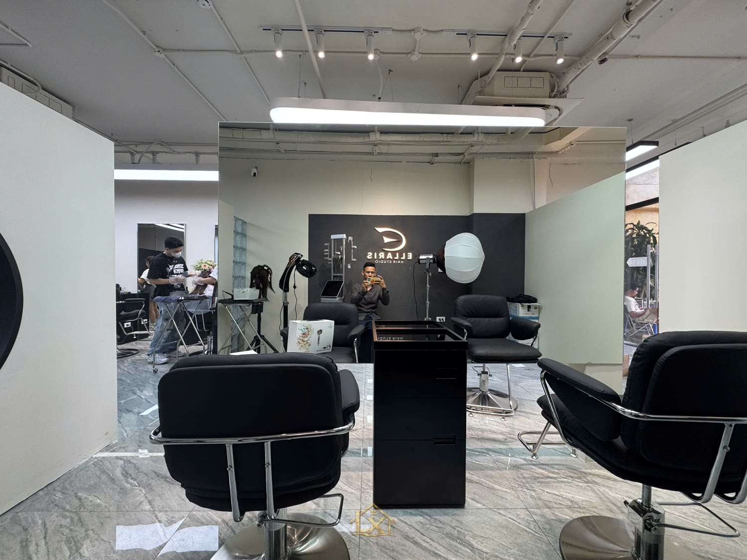 lỗi thường gặp salon tóc Nhật Tân - Lỗi thường gặp salon tóc tại Nhật Tân - Nội Thất Hà Tuấn LX