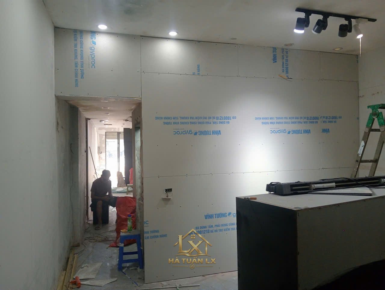 Chọn đơn vị salon tóc tại Uông Bí - Nội Thất Hà Tuấn LX
