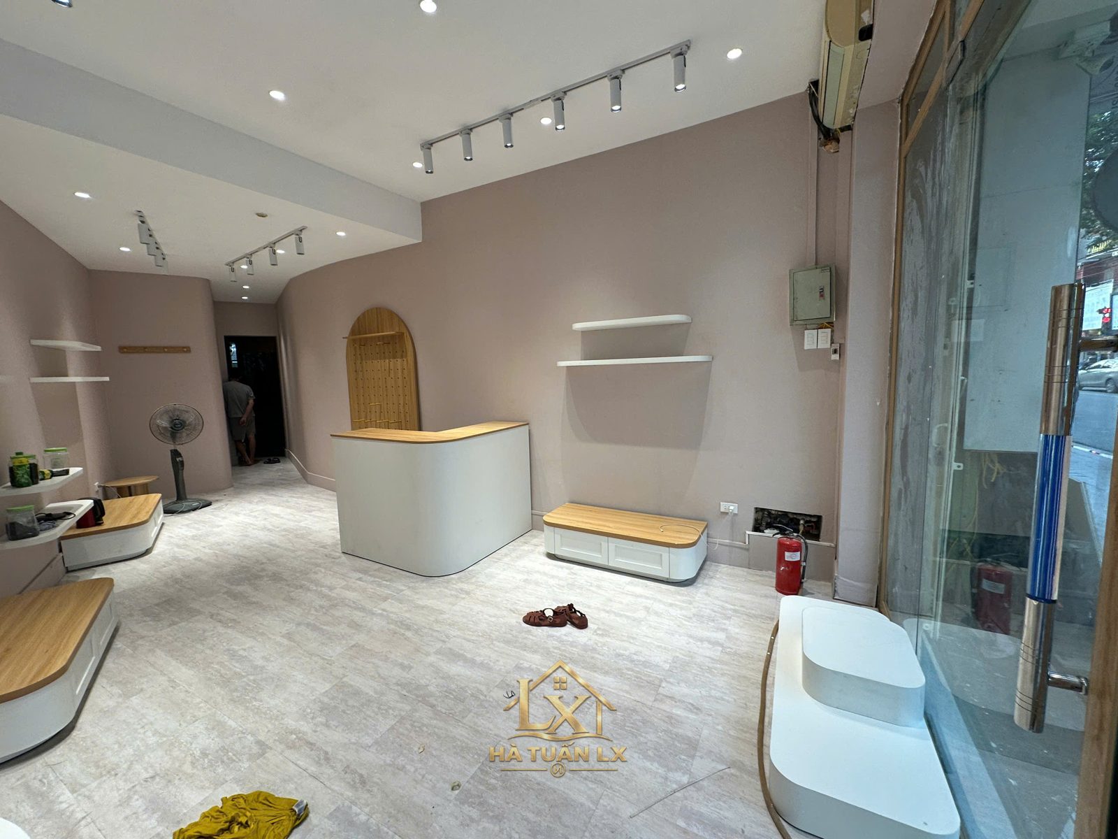 Quy trình showroom tại Mễ Trì - Nội Thất Hà Tuấn LX