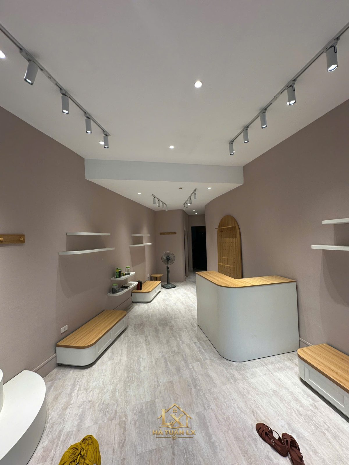 Chọn đơn vị showroom tại Kim Mã - Nội Thất Hà Tuấn LX