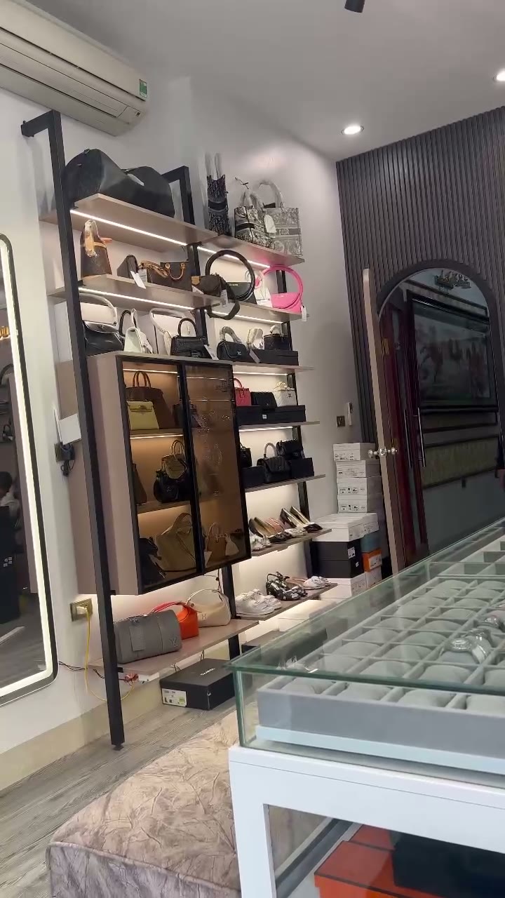 Chi phí showroom tại Xuân La - Nội Thất Hà Tuấn LX