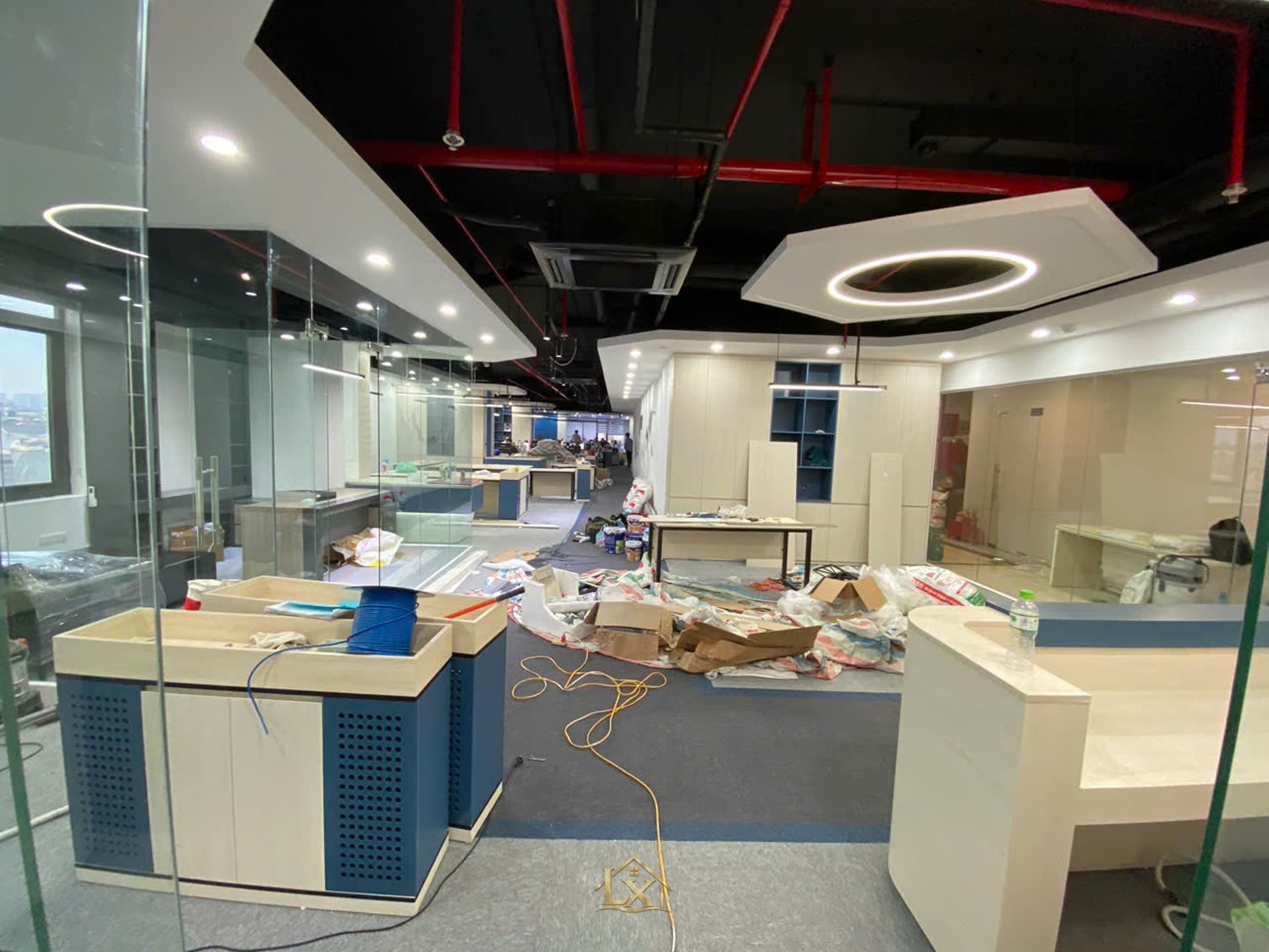 Chọn đơn vị nội thất văn phòng tại Nhật Tân - Nội Thất Hà Tuấn LX