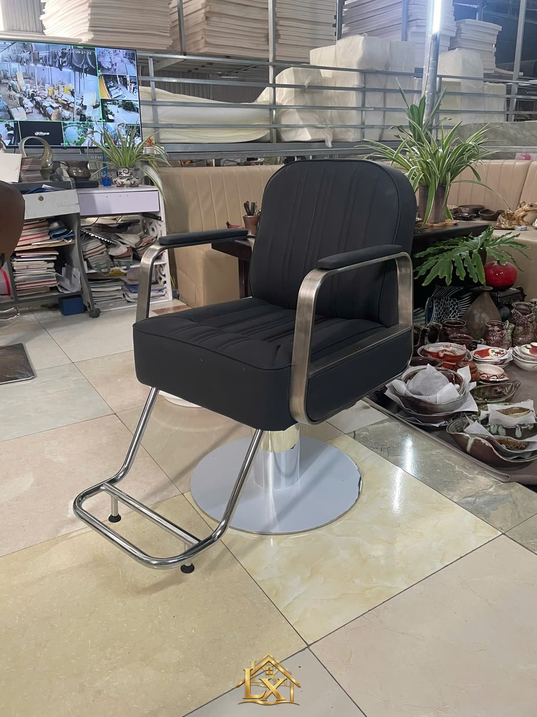 Mẫu ghế cắt tóc salon 10 - Nội Thất Hà Tuấn LX