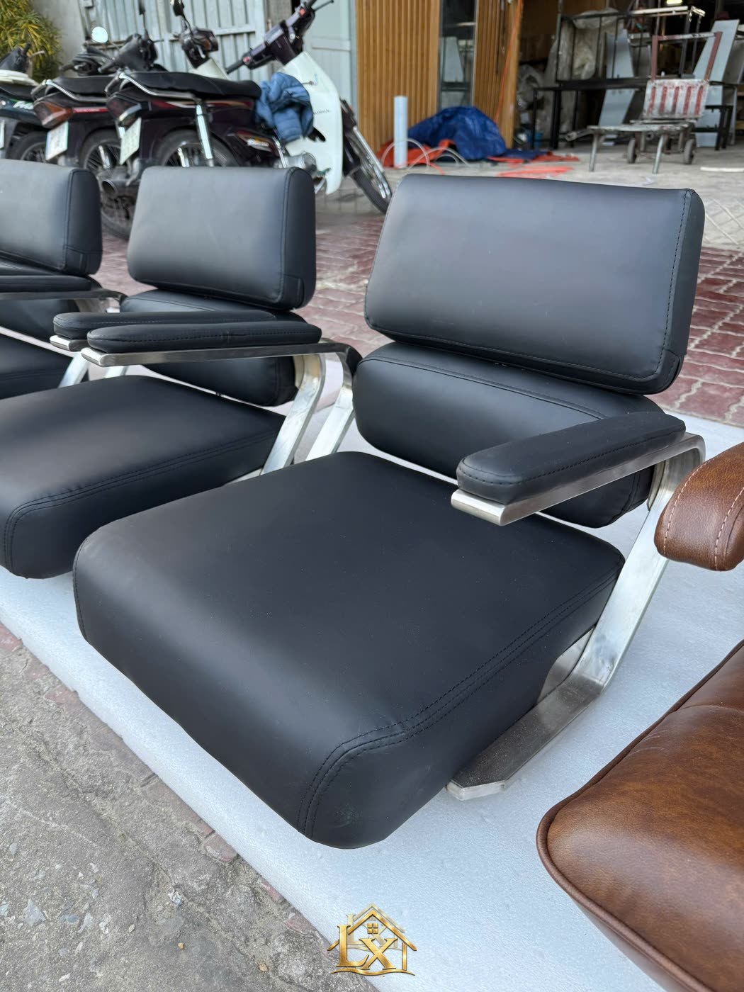 Mẫu ghế cắt tóc salon 14 - Nội Thất Hà Tuấn LX