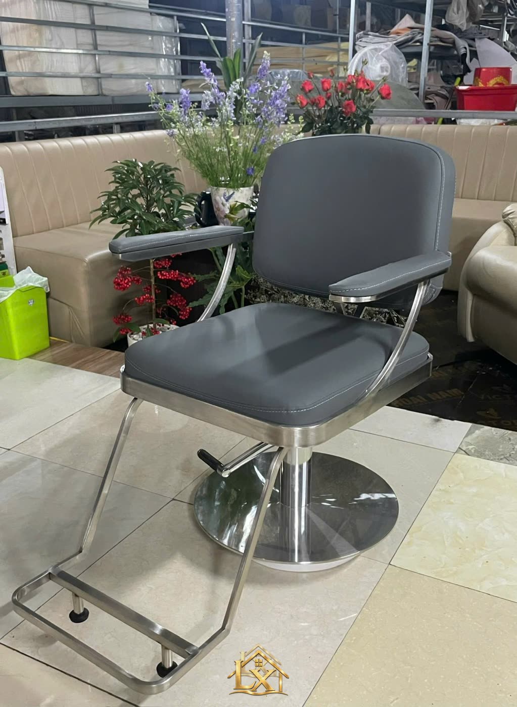 Mẫu ghế cắt tóc salon 24 - Nội Thất Hà Tuấn LX
