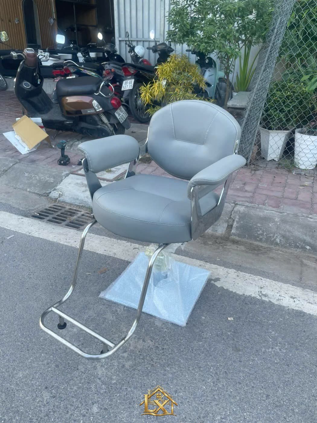 Mẫu ghế cắt tóc salon 34 - Nội Thất Hà Tuấn LX
