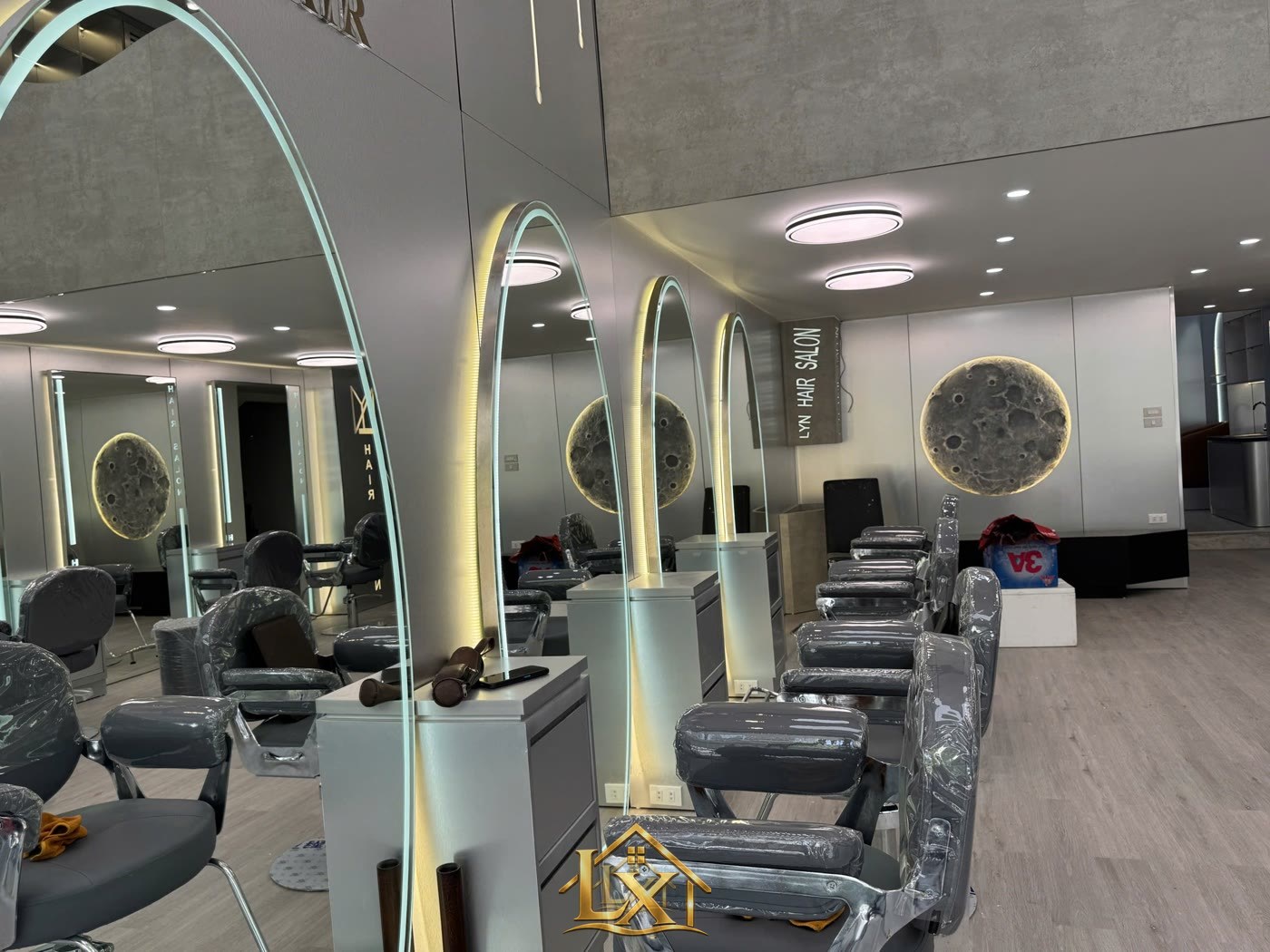 Mẫu gương salon thực tế do Nội Thất Hà Tuấn LX thi công 17 - Nội Thất Hà Tuấn LX