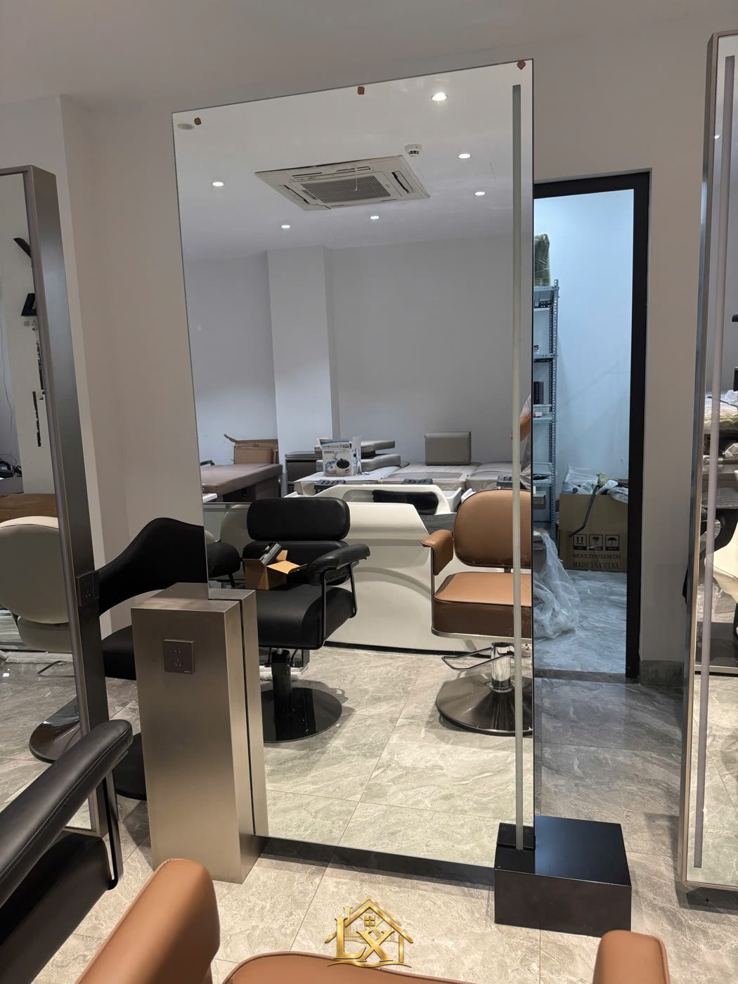 Mẫu gương salon thực tế do Nội Thất Hà Tuấn LX thi công 25 - Nội Thất Hà Tuấn LX
