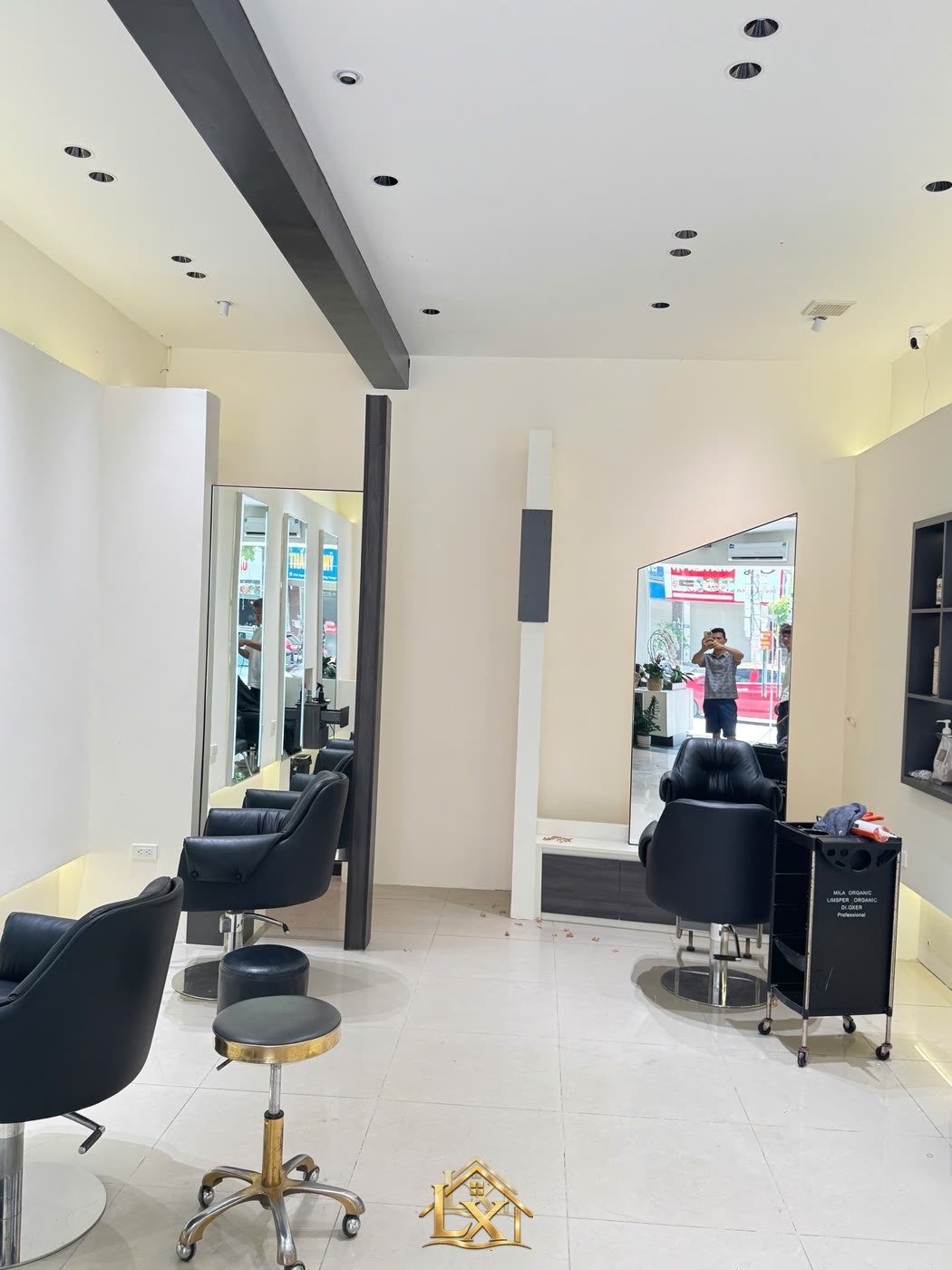 Mẫu gương salon thực tế do Nội Thất Hà Tuấn LX thi công 34 - Nội Thất Hà Tuấn LX