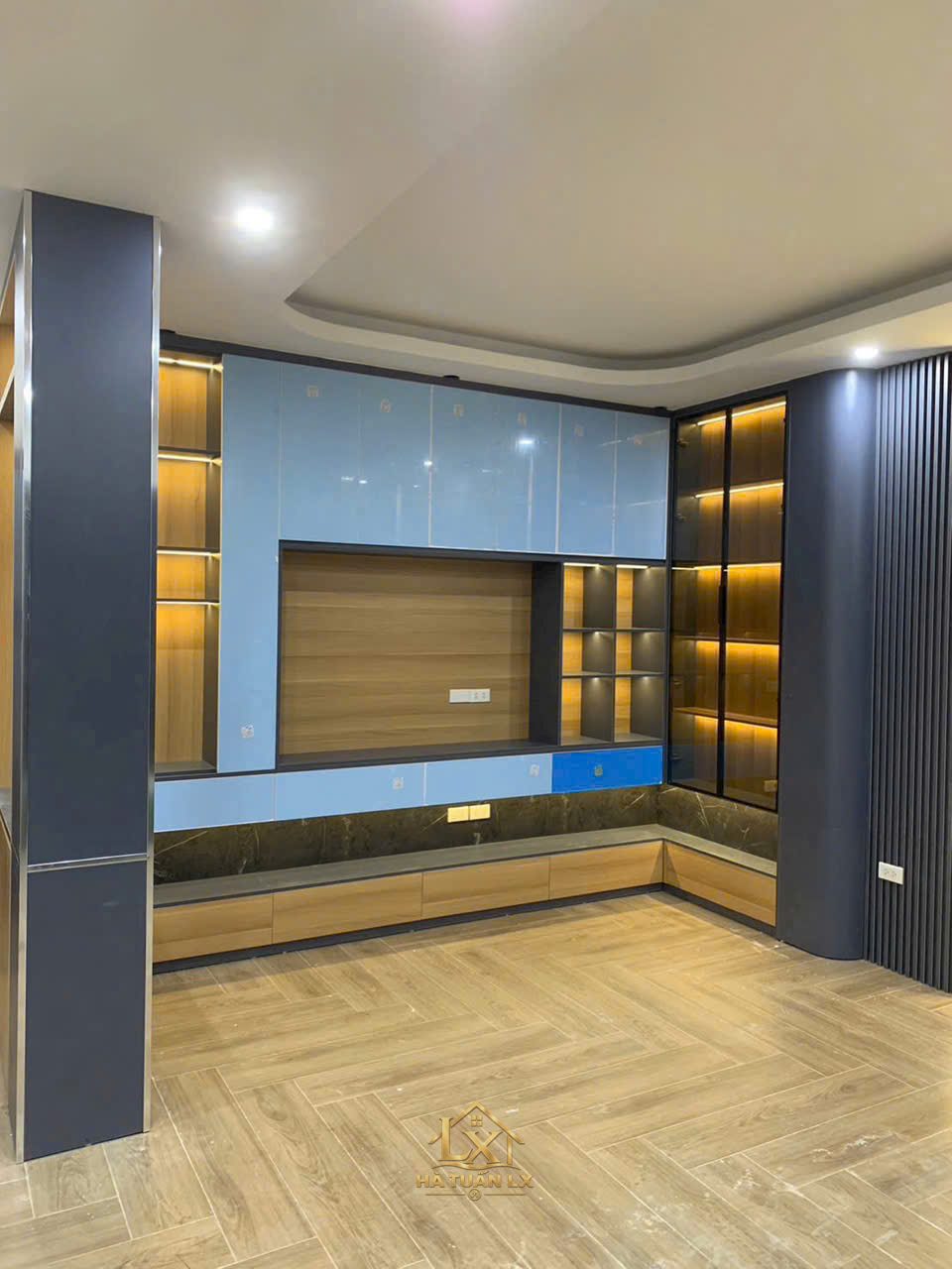 Vách tivi & vách trang trí mẫu 9 - Nội Thất Hà Tuấn LX