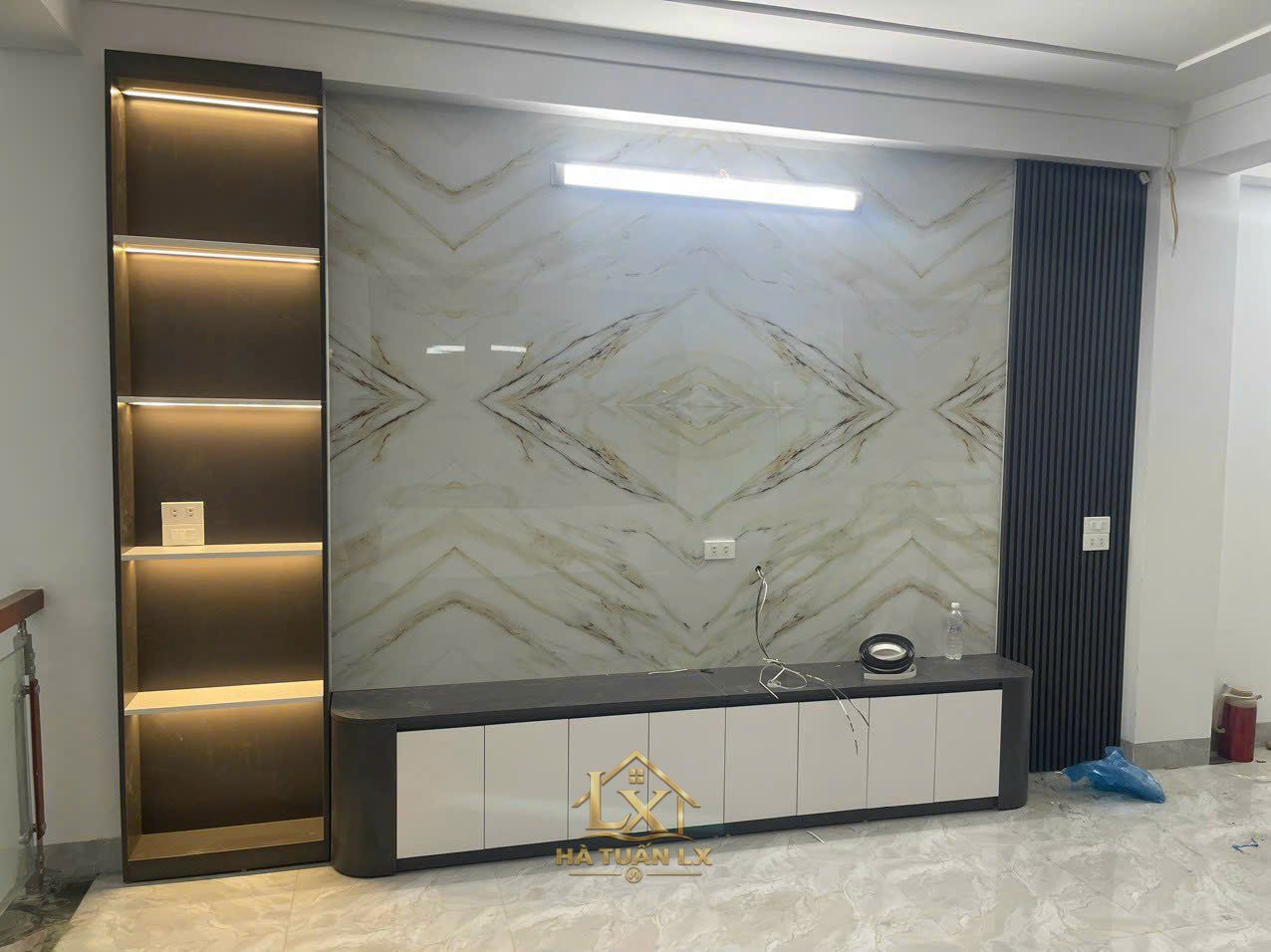 Vách tivi & vách trang trí mẫu 15 - Nội Thất Hà Tuấn LX