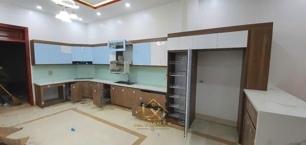 Tủ bếp gia đình mẫu 24 - Nội Thất Hà Tuấn LX