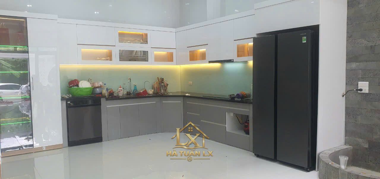 Tủ bếp gia đình mẫu 38 - Nội Thất Hà Tuấn LX