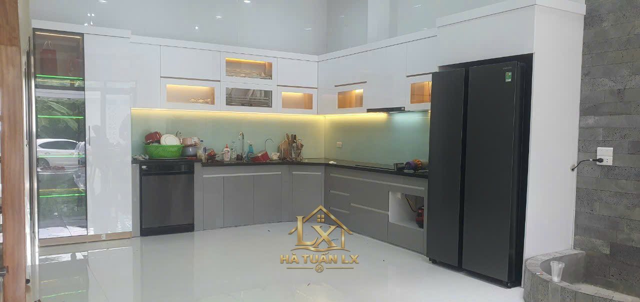 Tủ bếp gia đình mẫu 39 - Nội Thất Hà Tuấn LX
