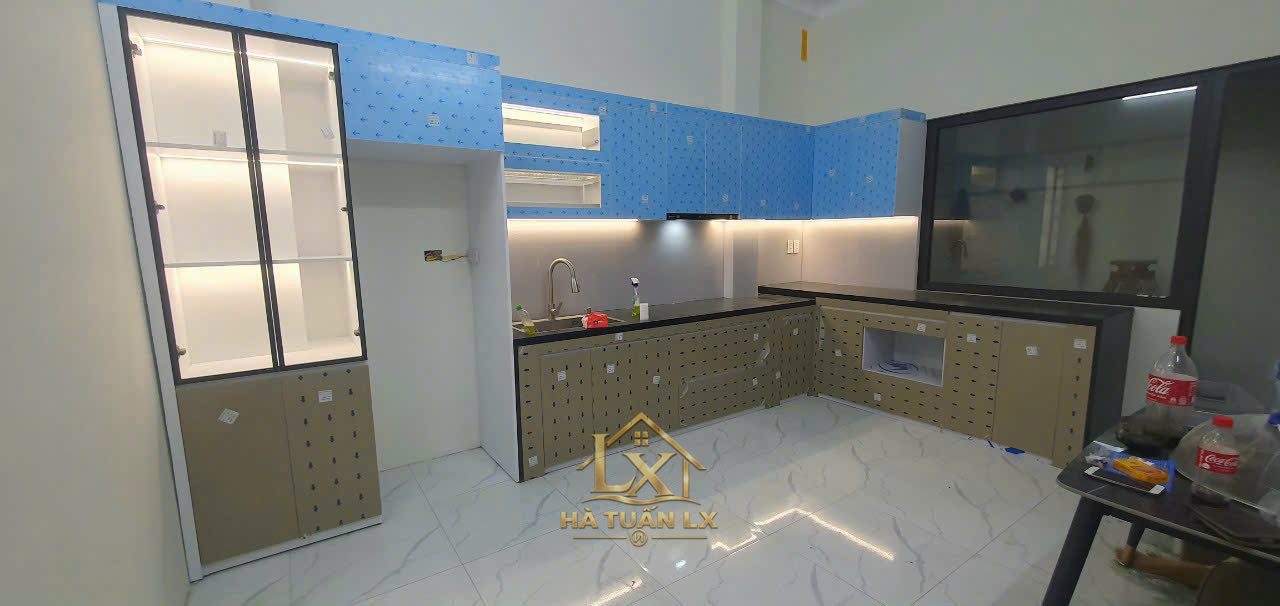 Tủ bếp gia đình mẫu 44 - Nội Thất Hà Tuấn LX