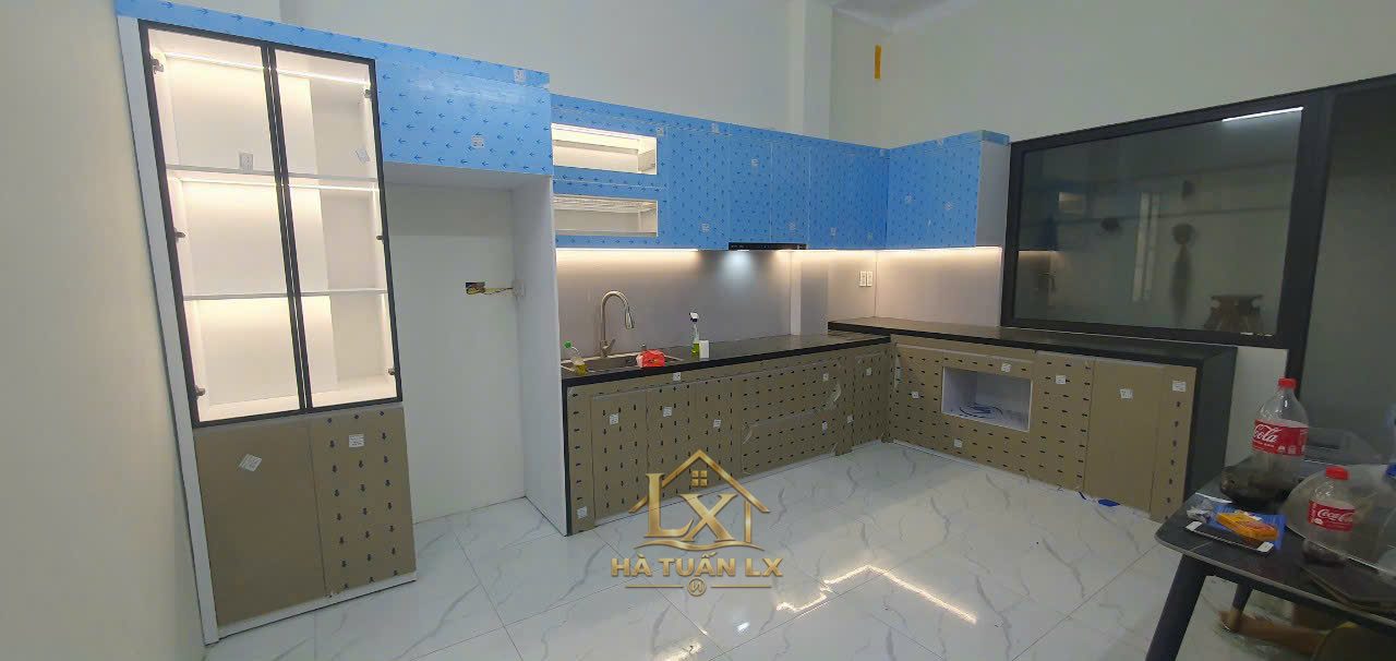 Tủ bếp gia đình mẫu 45 - Nội Thất Hà Tuấn LX