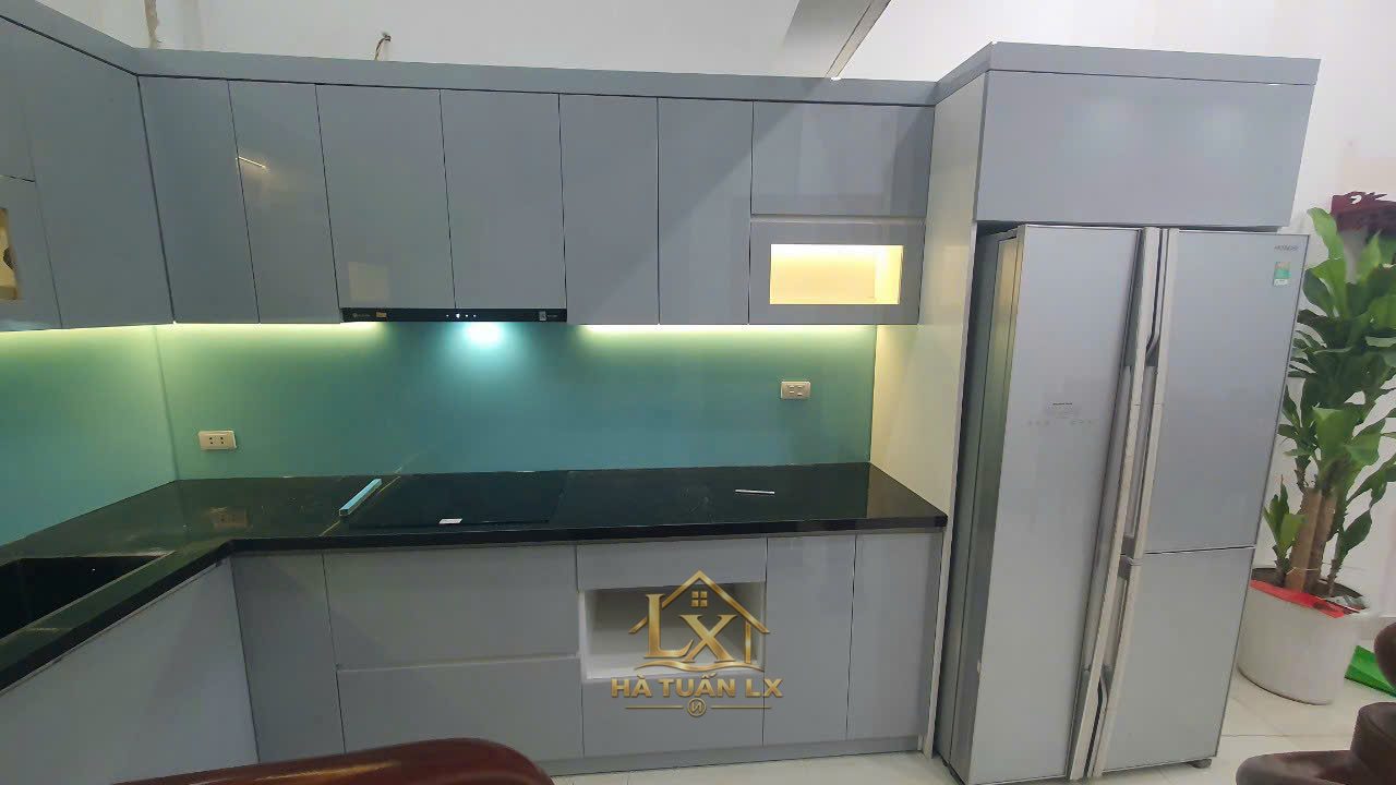 Tủ bếp gia đình mẫu 51 - Nội Thất Hà Tuấn LX