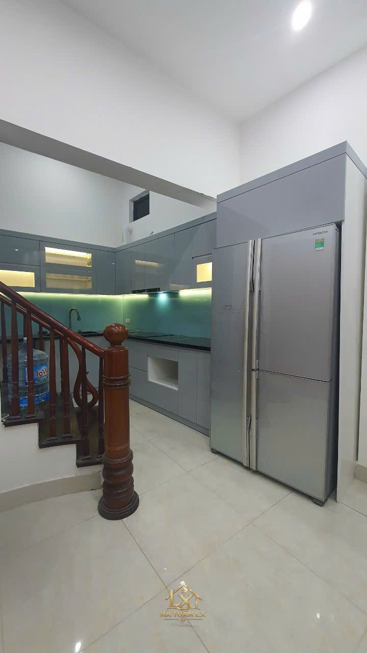 Tủ bếp gia đình mẫu 53 - Nội Thất Hà Tuấn LX