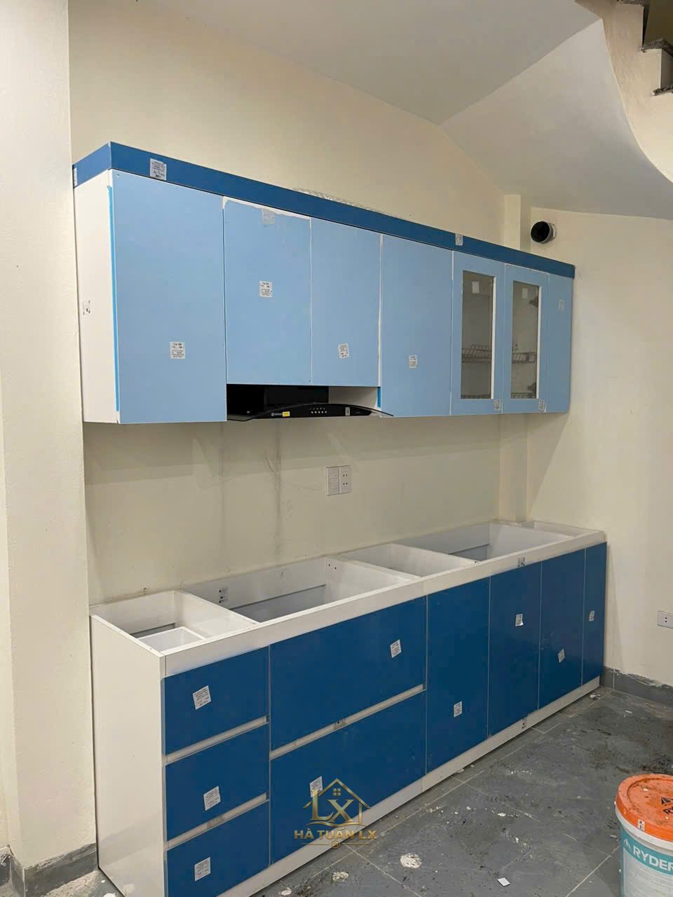 Tủ bếp gia đình mẫu 55 - Nội Thất Hà Tuấn LX